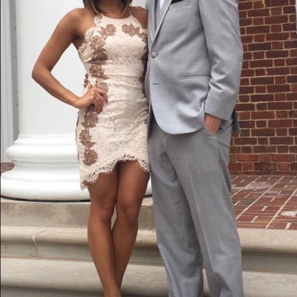 Lace mini dress - Picture 6 of 7